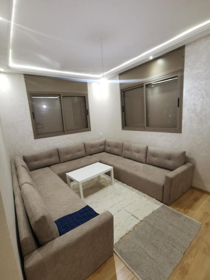 Apartment Location De A La De